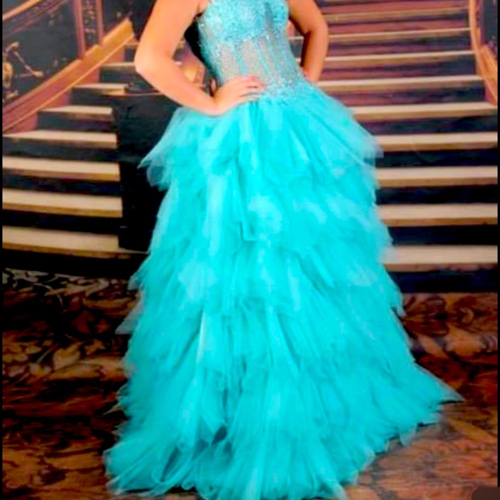 Sweet 16 dress